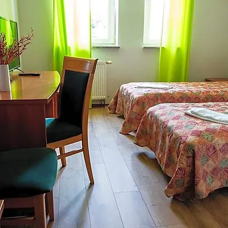 Sami Swoi 1a Hotel *